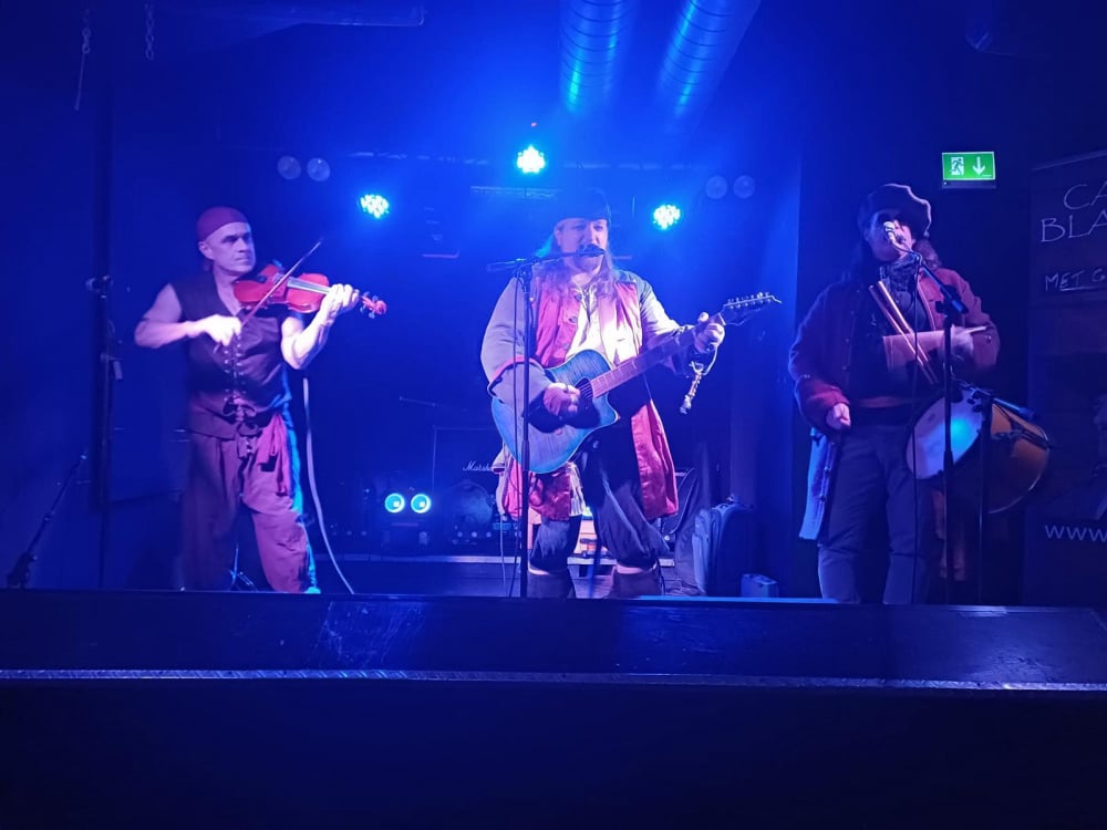 CAPTAIN BLACKEYE UND SEINE CREW